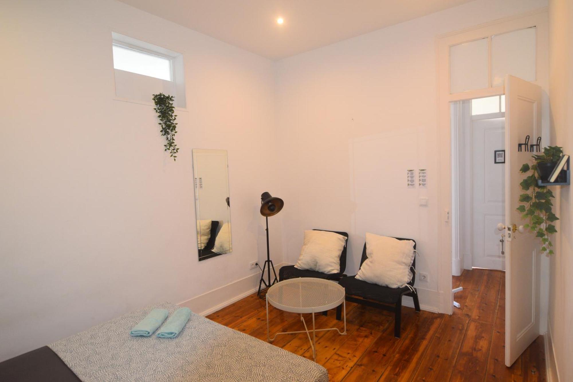 Embassy Arriaga Private Elegance In Stylish Shared Lissabon